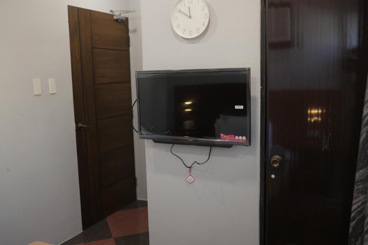 Cerca Hotel Balabag  エクステリア 写真